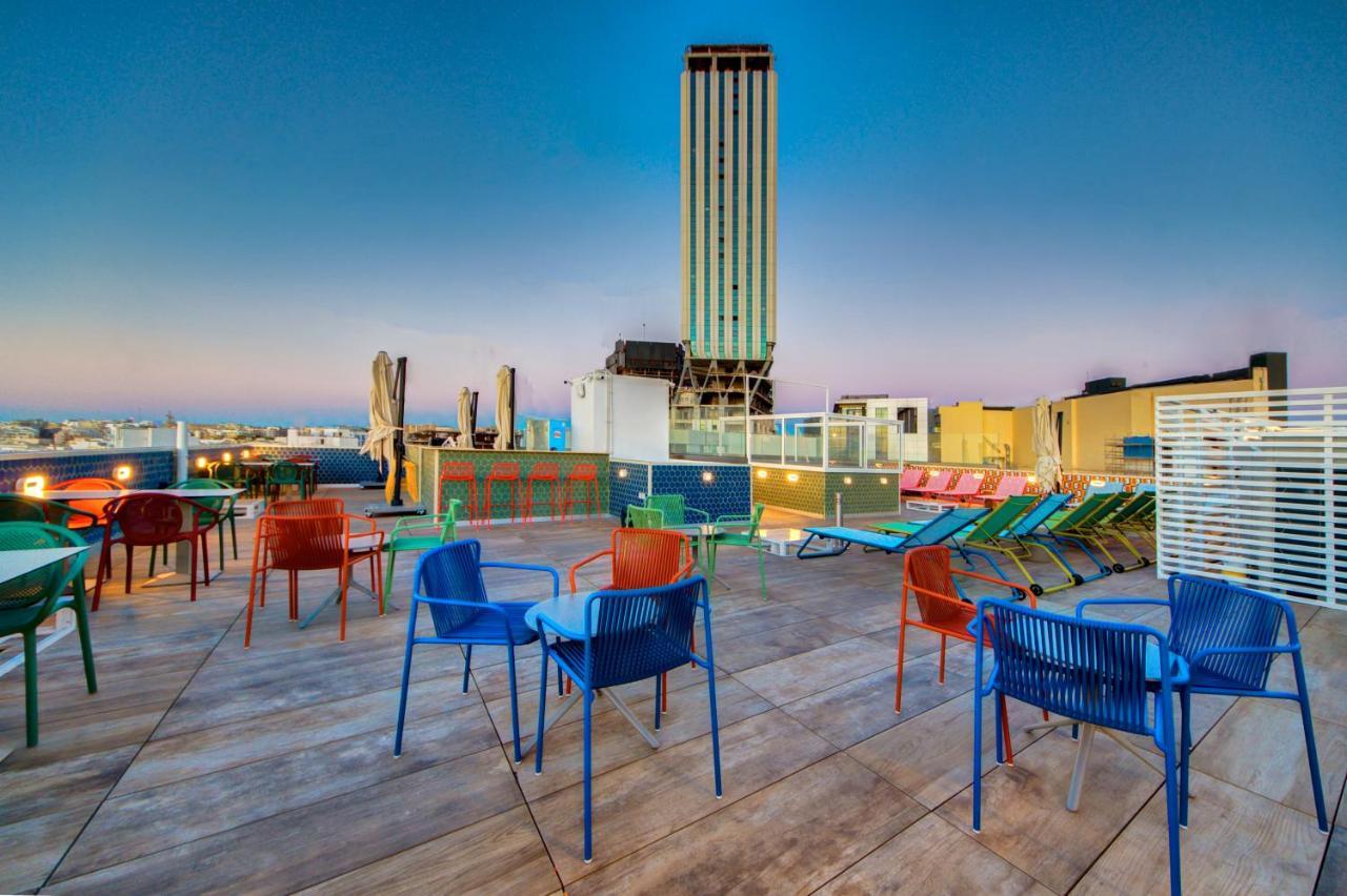 Ikyk Hotel- Ik Collection Saint Julian's ภายนอก รูปภาพ