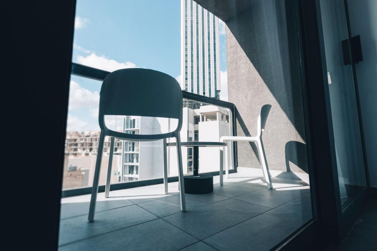 Ikyk Hotel- Ik Collection Saint Julian's ภายนอก รูปภาพ