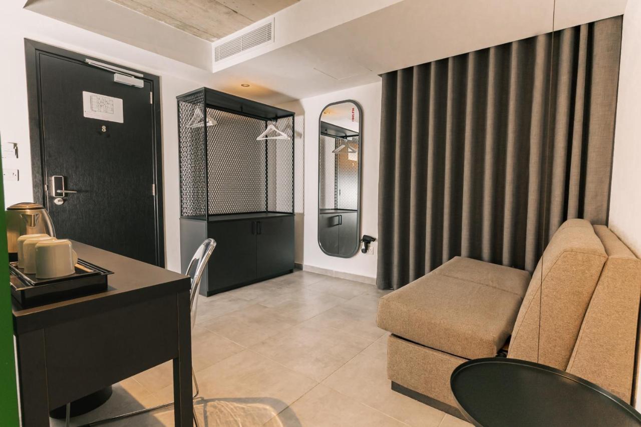 Ikyk Hotel- Ik Collection Saint Julian's ภายนอก รูปภาพ
